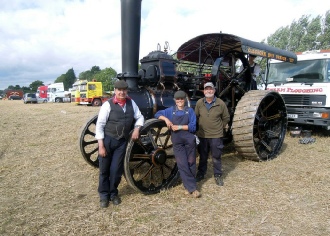 Dorset organisers Simon and Melanie Fisher with Roger Luck and their Fowler A4  9691