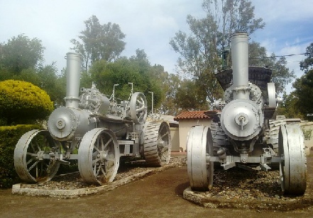 A pair of Kemna EZN class ploughing engines in Argentina