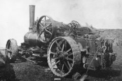 An unidentified (16nhp?) Fowler ploughing engine with Church patent slide valve circa late 1870’s. Any ideas?  Photo: Harold J. Clark