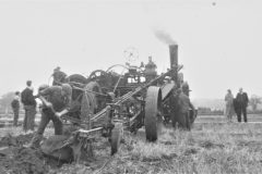 ROL063 Another unidentified engine and crew. Waiting on the ploughman to clear the trash. 