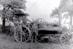 Unidentified PE with crew. (6NHP)